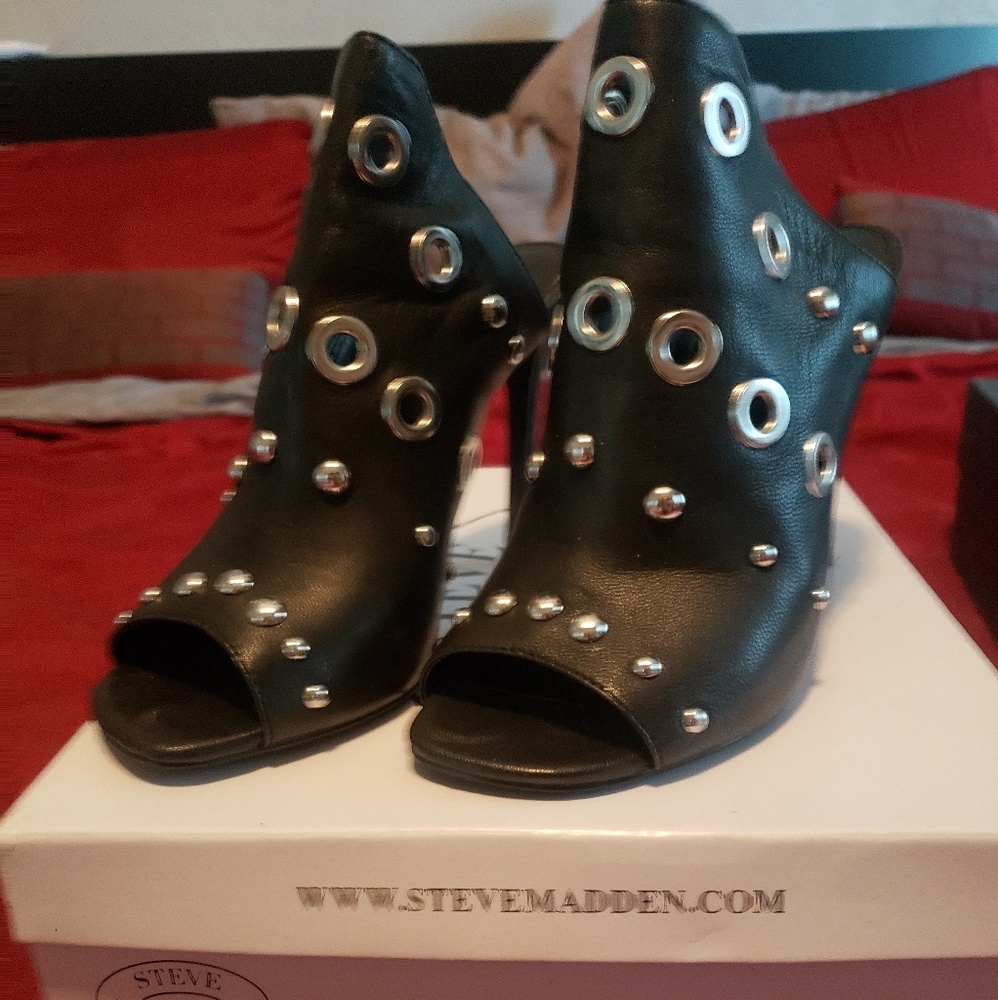 Steve Madden Sooki-G shoes